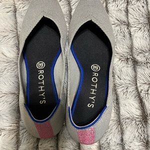 Rothy’s The Point silver metallic flats